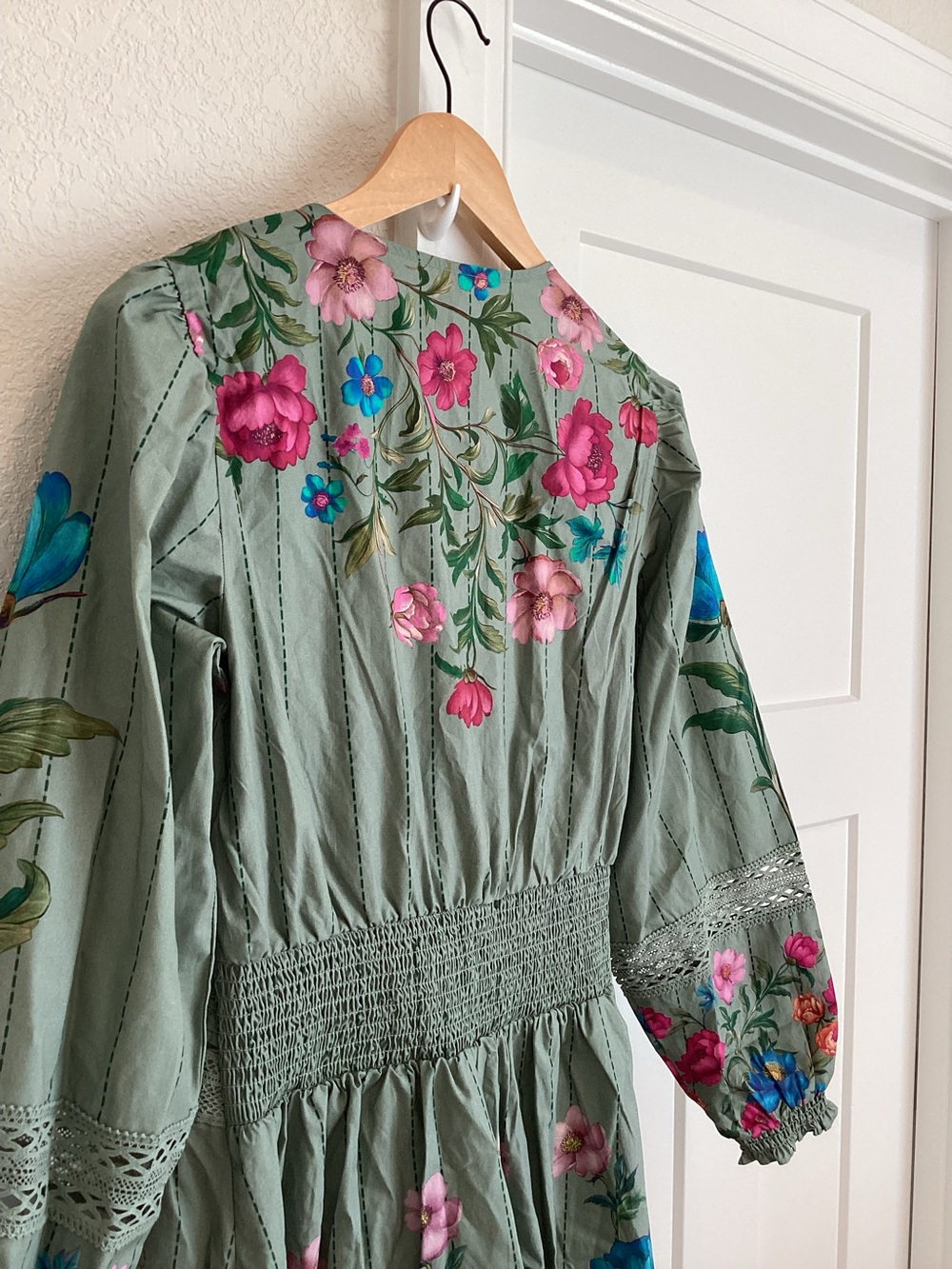 Anthropologie V-Neck Button Front Midi Dress New Small Sage Green Floral - Picture 12 of 15